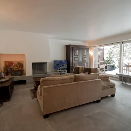 La Emeline - Emilie *