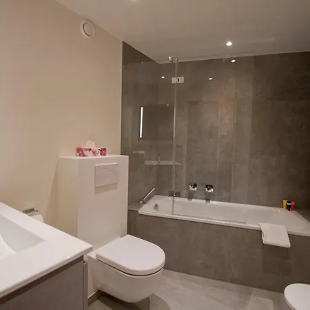 La Emeline - Emilie Apartamento