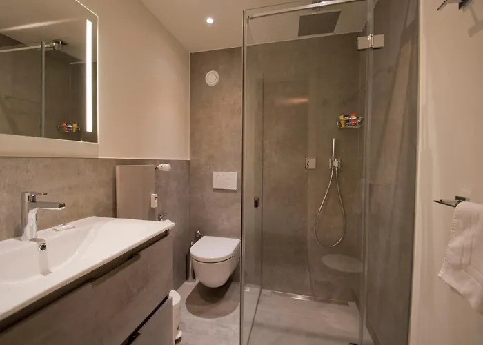 La Emeline - Emilie Zermatt